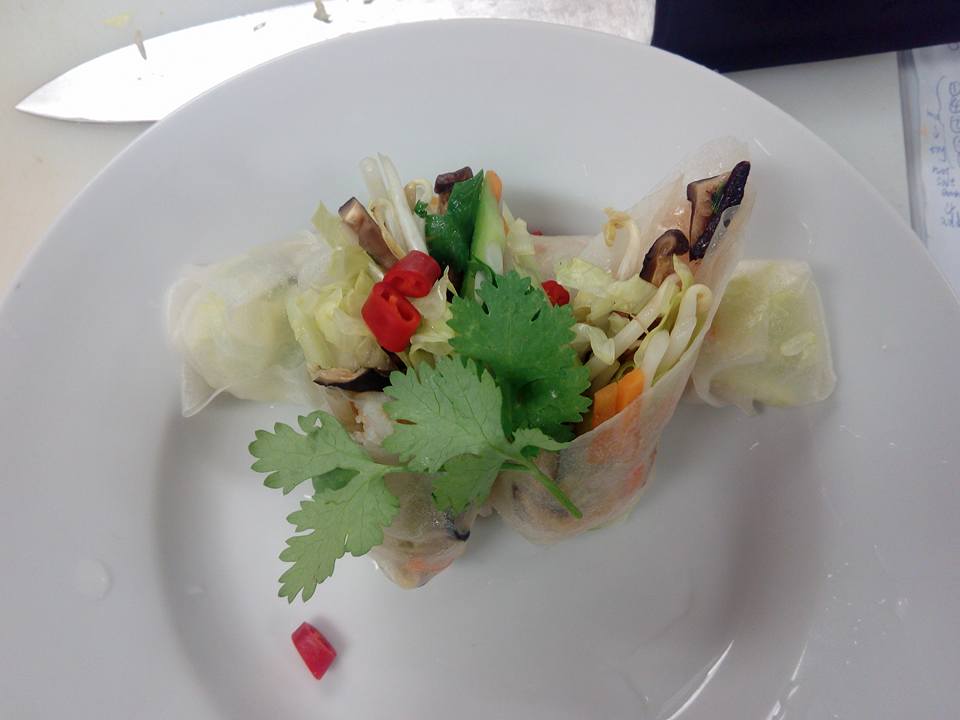 DIY Vietnamese Rice Paper Roll
